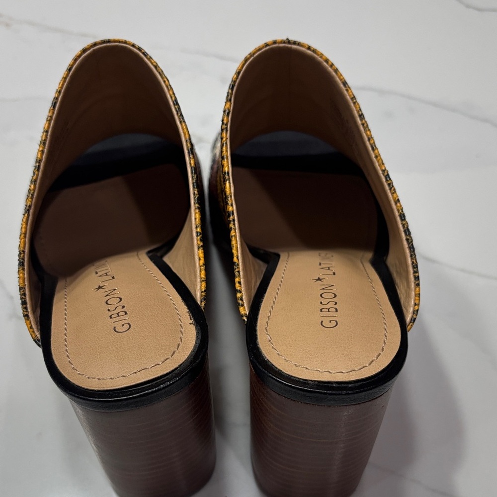 Gibson Latimer Women's Yellow and Brown Snake Print Mules - Picture 6 of 14